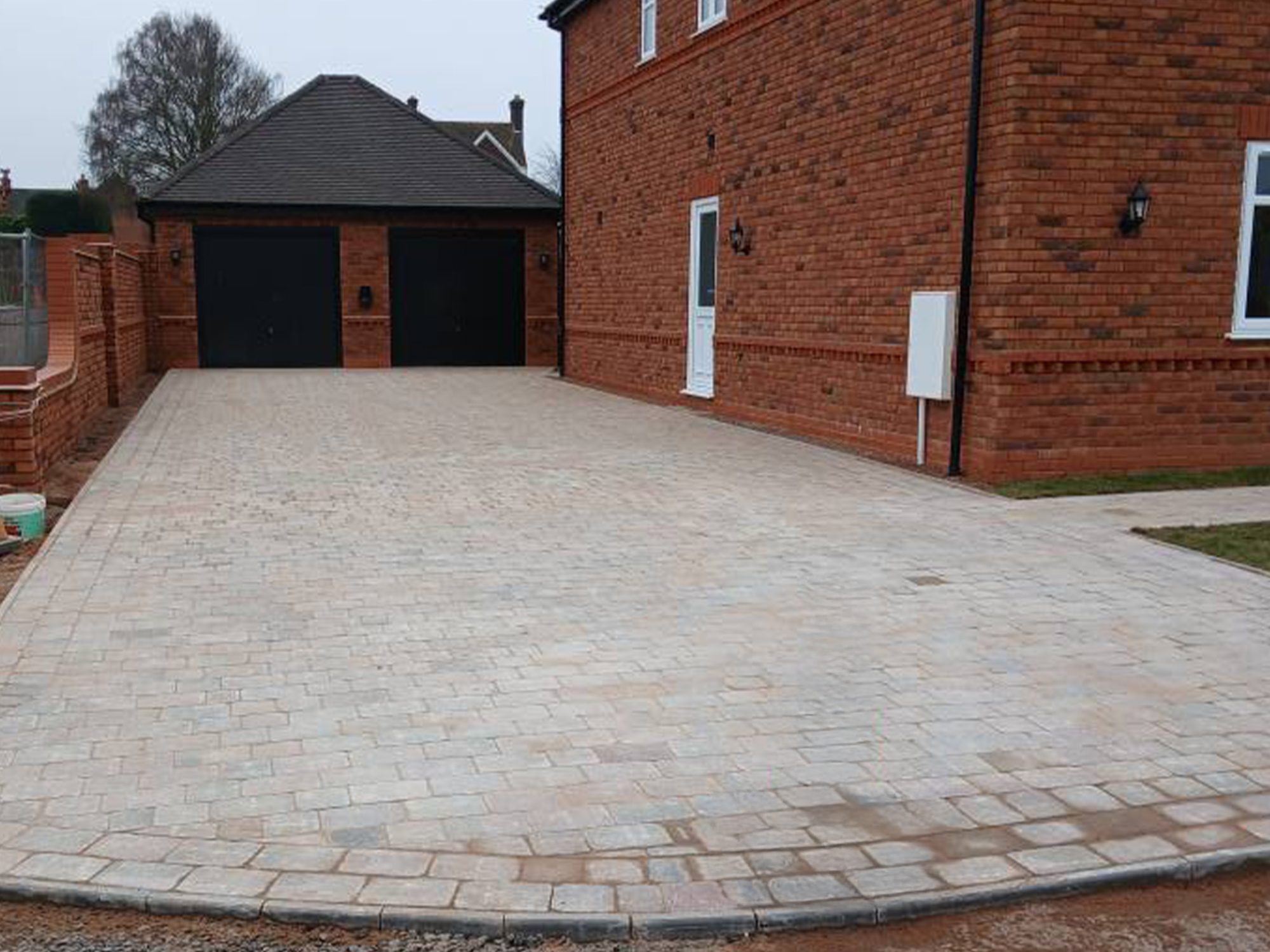 block paving laying