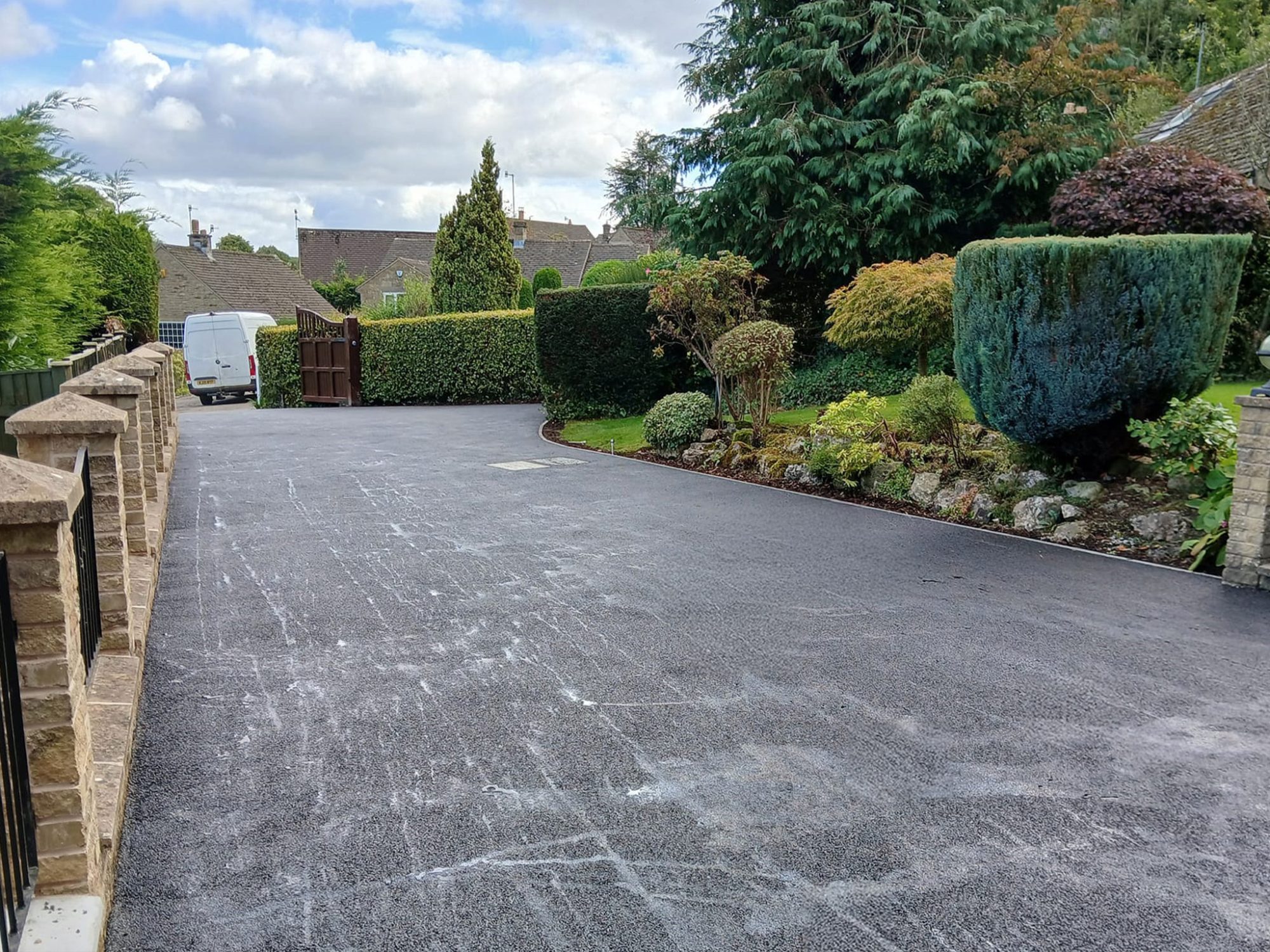 Tarmac & Asphalt Laying