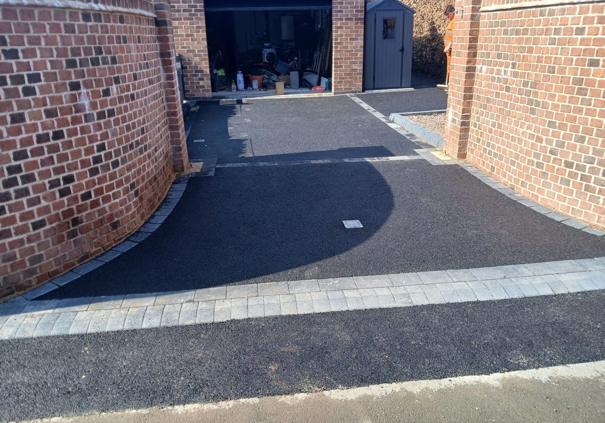 485606896_122130012962415132_2016176413340678656_n Tarmac & Asphalt Laying
